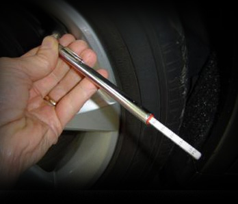 Lastik Basınç Kontrol Kalemi